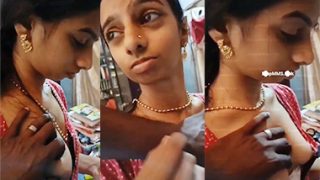 Viral Mallu Aunty Boobs Pressed By Electrician HD