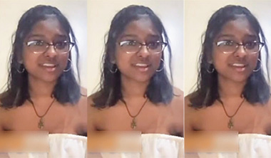Tamil Girl Showing Masturbating Hard Pussy & Big Boobs