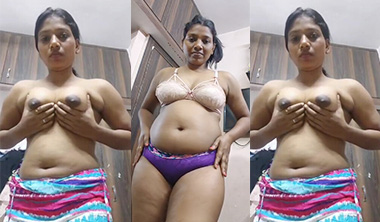 Desi Horny Mallu Girl Showing Her Asshole Fucking Hard HD